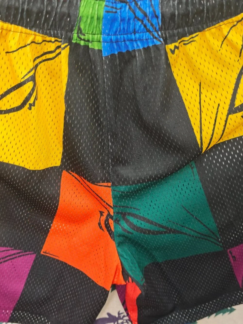 Colorblock Mesh Men’s Shorts with Multicolor Patchwork